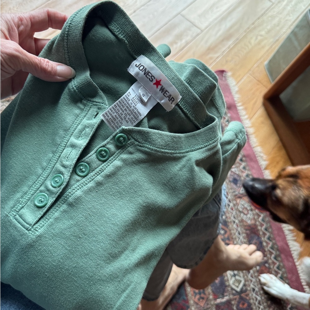 Jones New York Sage Green Henley Shirt S